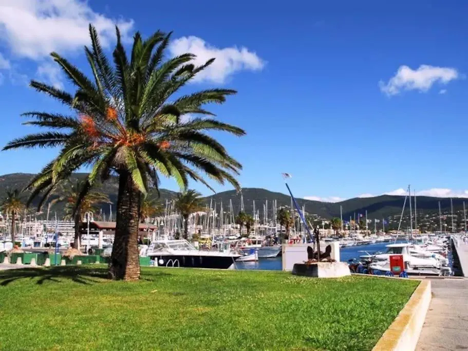 Villa Mazet Avec Vue Mer à Cavalaire-sur-Mer Hébergement de vacances