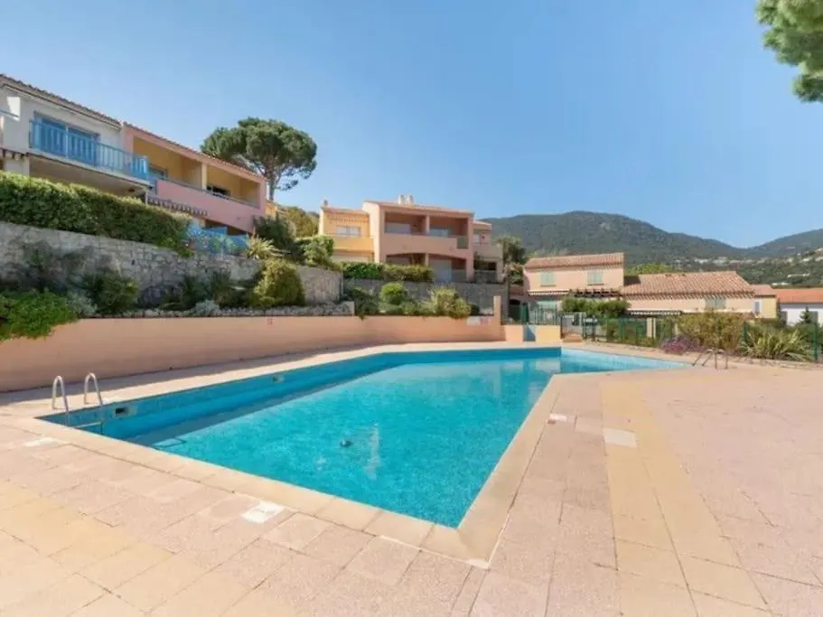 Villa Mazet Avec Vue Mer à Cavalaire-sur-Mer